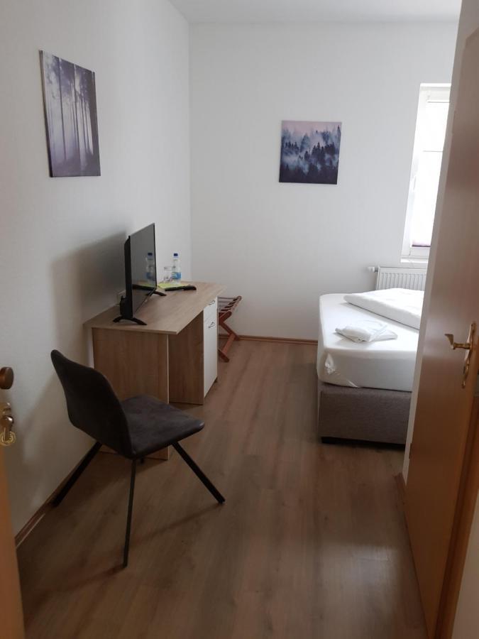 Calbe Hotel Zur Altstadt מראה חיצוני תמונה